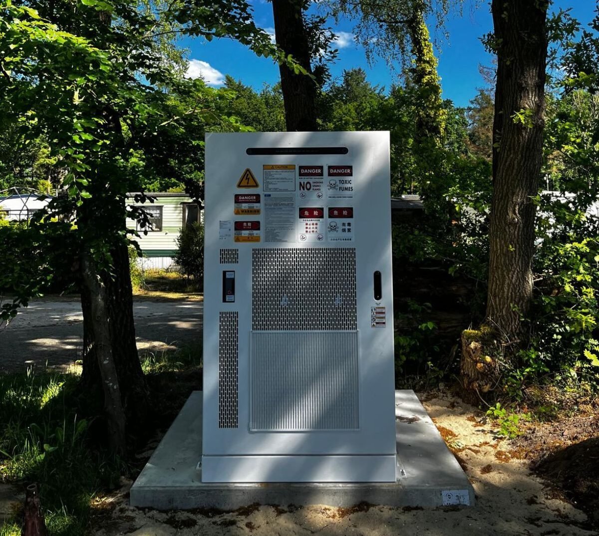 Huawei ESS batterij 215 kWh Camping de Hoge Linde Huawei ESS batterij 215 kWh Camping de Hoge Linde